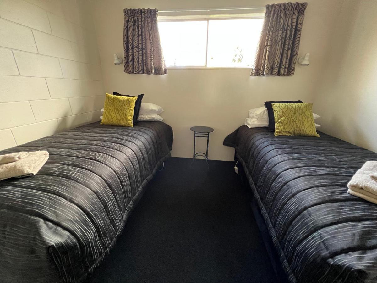 Golden Leaf Apartments Invercargill Buitenkant foto