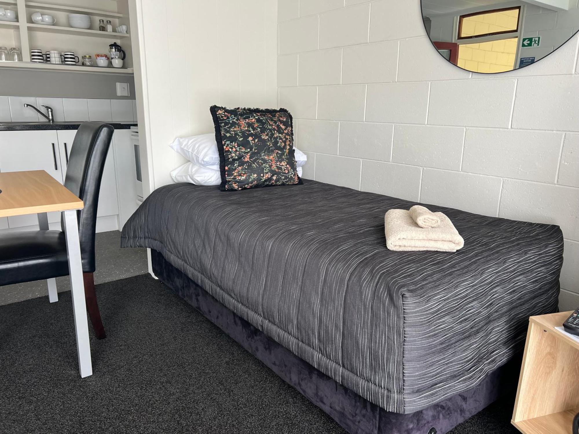 Golden Leaf Apartments Invercargill Buitenkant foto